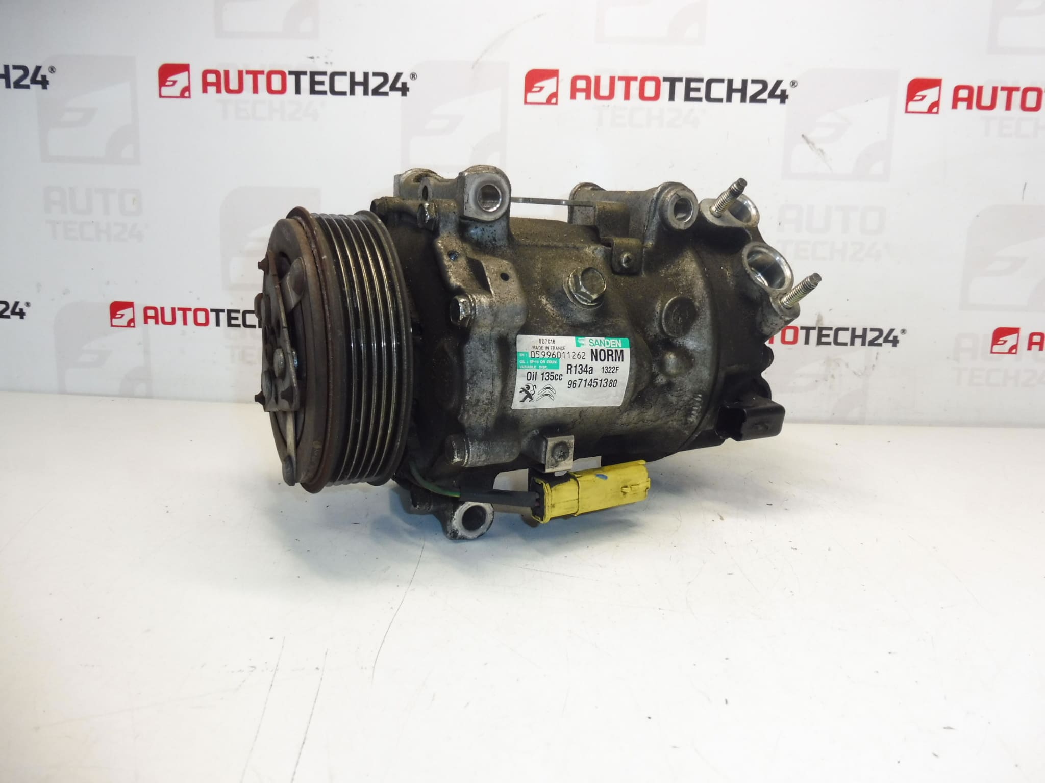 Compressore climatizzatore Sanden SD7C16 9671451380 1322F 6453ZS