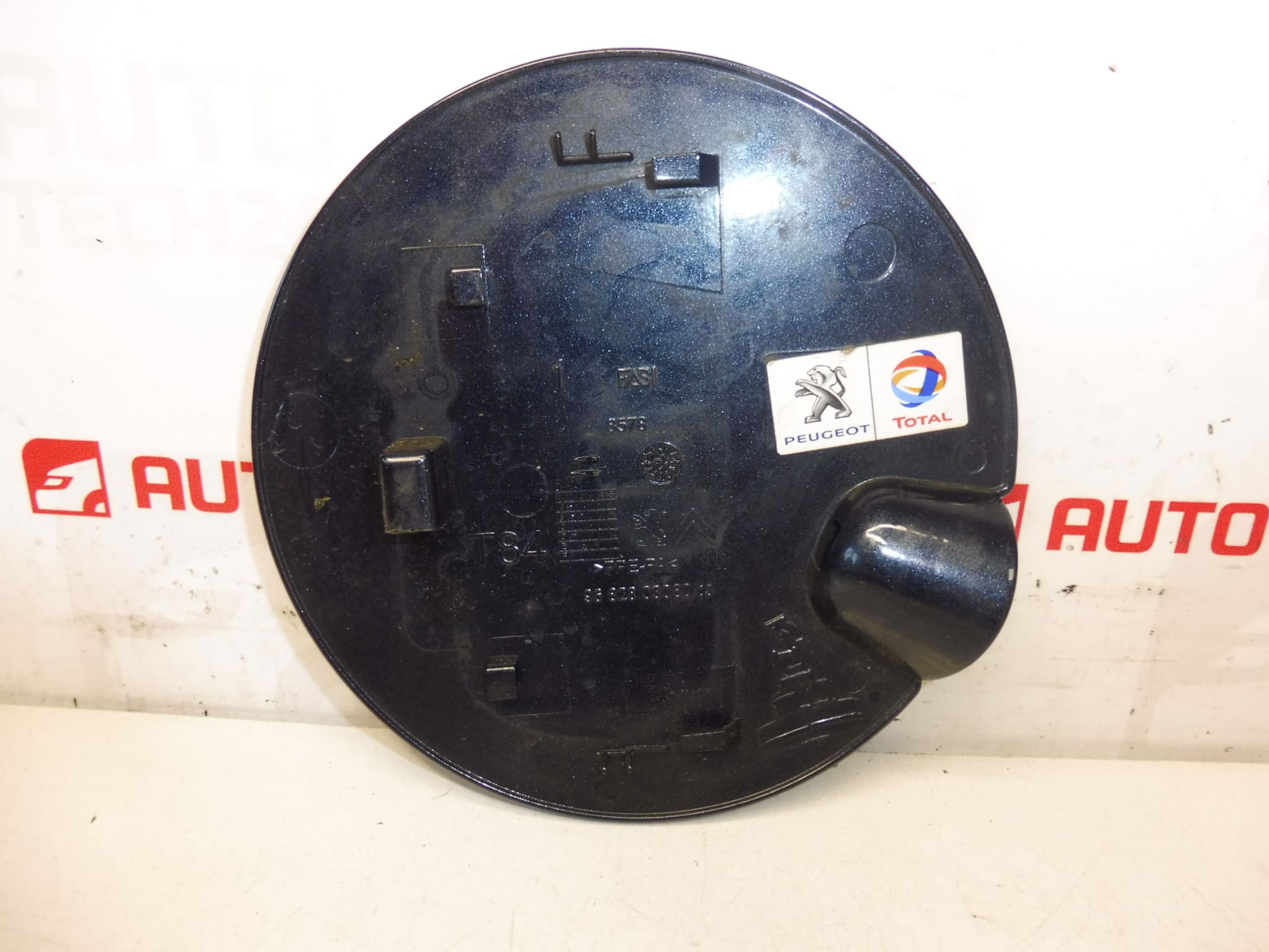 Coperchio tappo serbatoio KGNC Peugeot 3008 9682803080 1517G9 - immagine 2