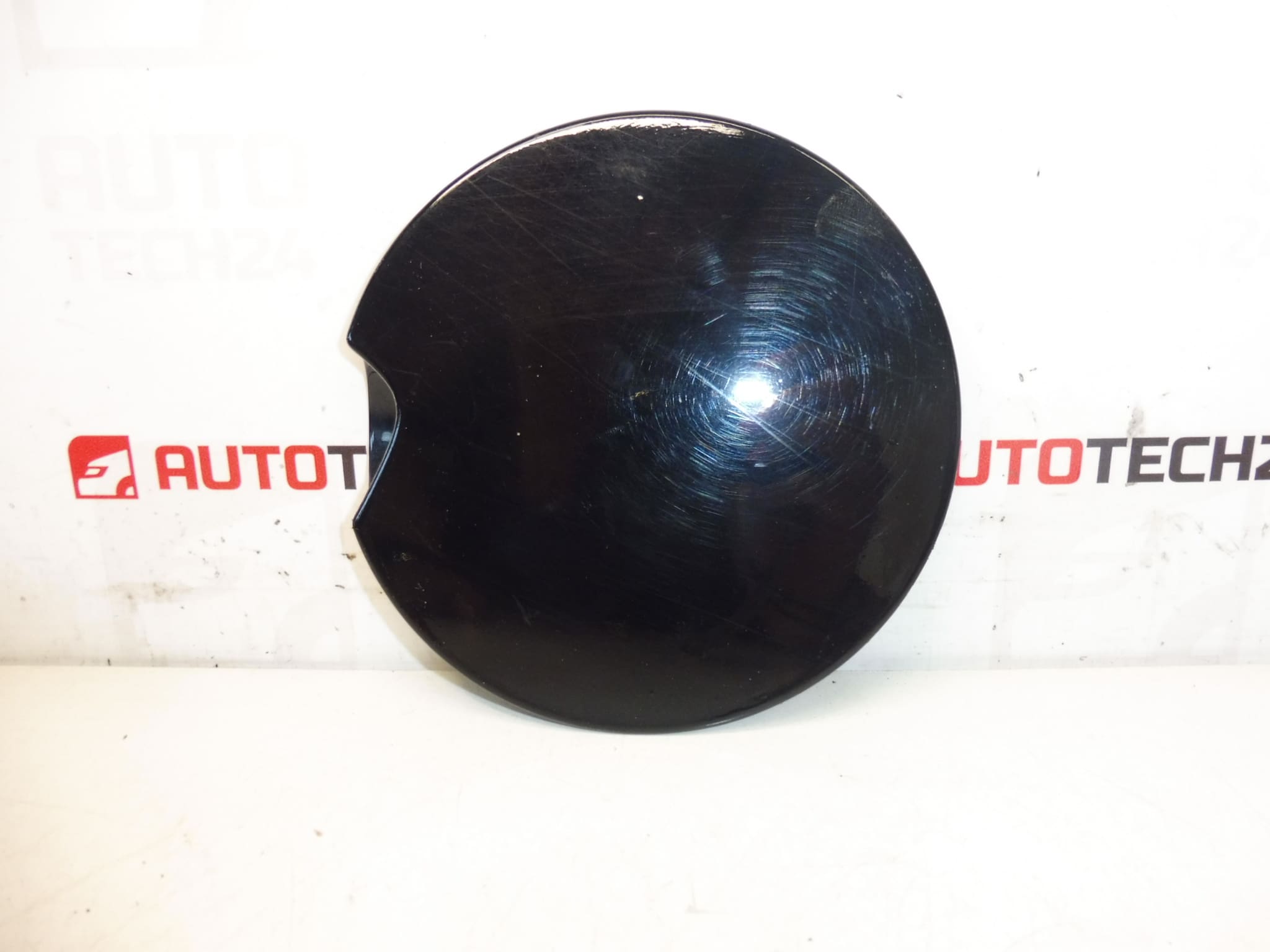 Coperchio tappo serbatoio KGNC Peugeot 3008 9682803080 1517G9