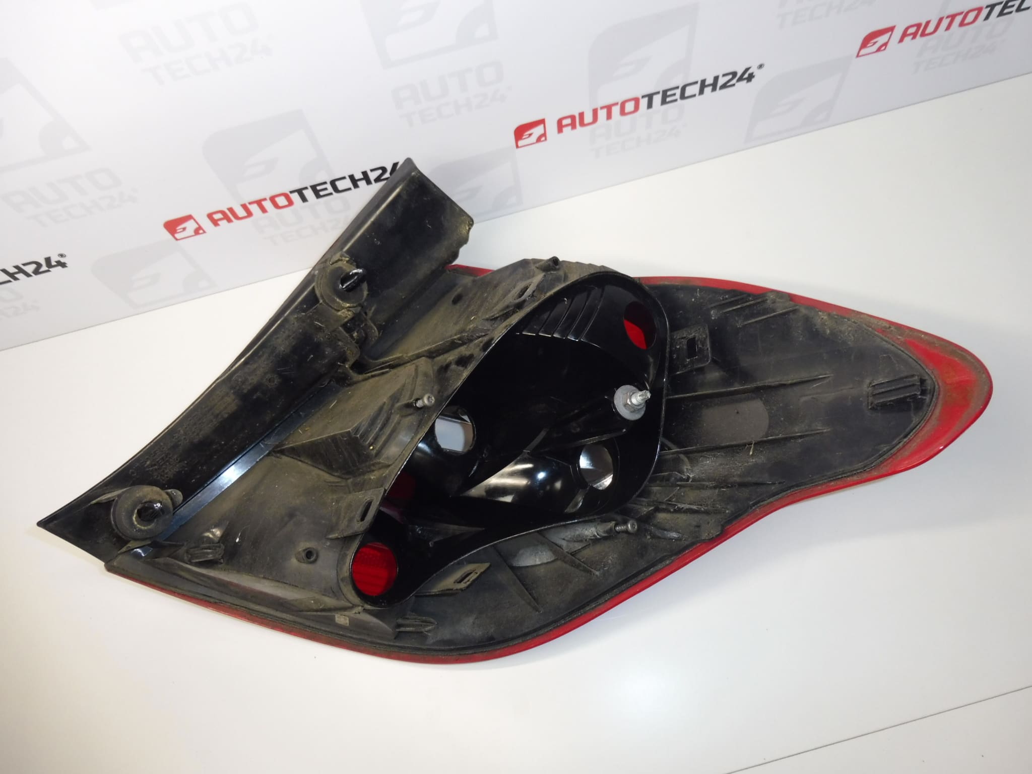 Fanale posteriore sinistro esterno Citroën C4 II 9687312180 6350KS - immagine 2