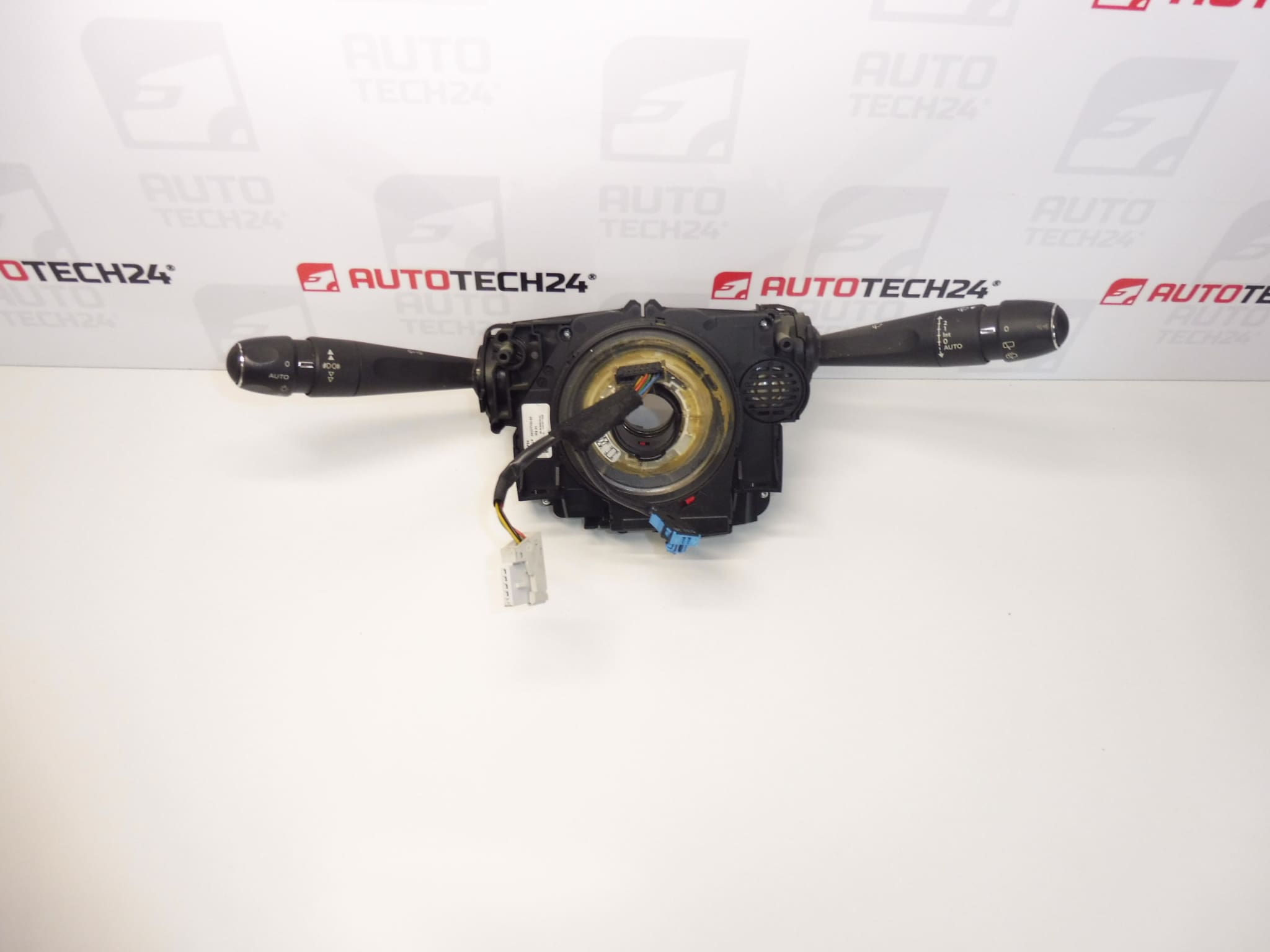 Leva Driver COM2008P Citroën Peugeot DS 96759252XT 6243C6