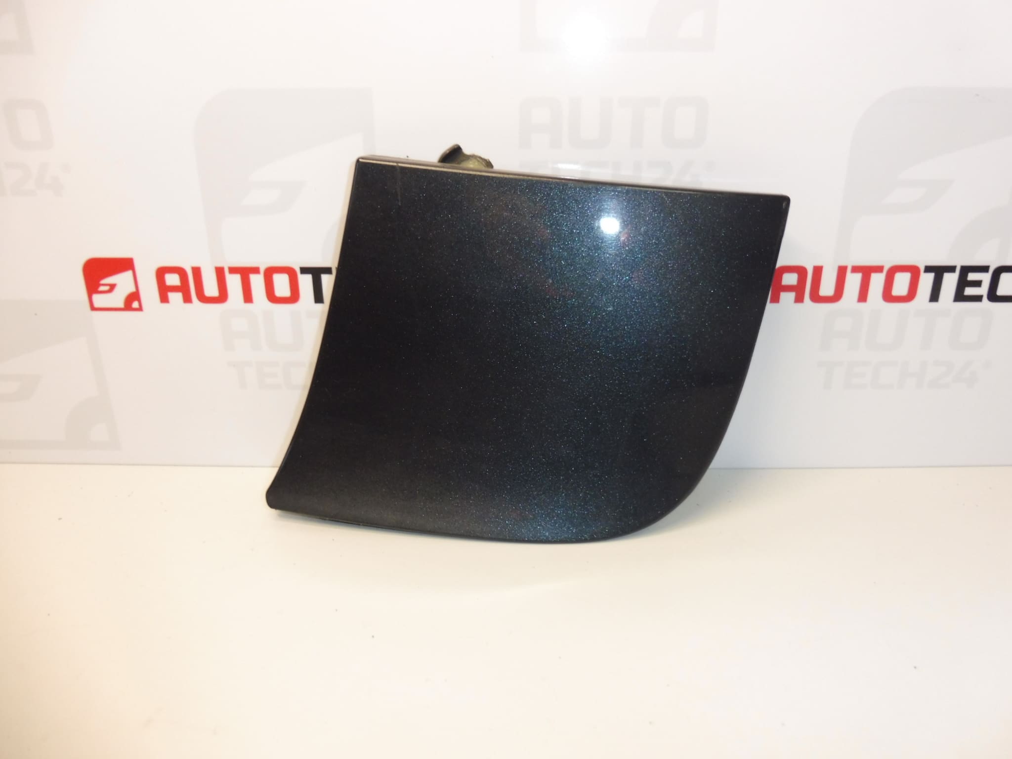 Fuel filler cap cover KTA Peugeot 107 Citroën C1 KTB 1517C5 1517C9