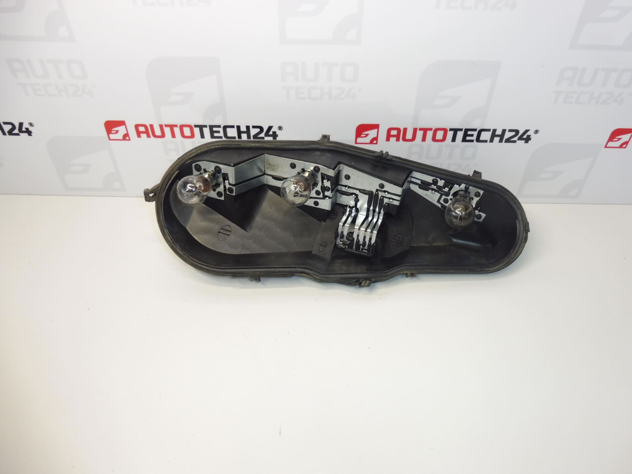 Bulb holder for left rear light Citroën C1 Peugeot 107 1607990980