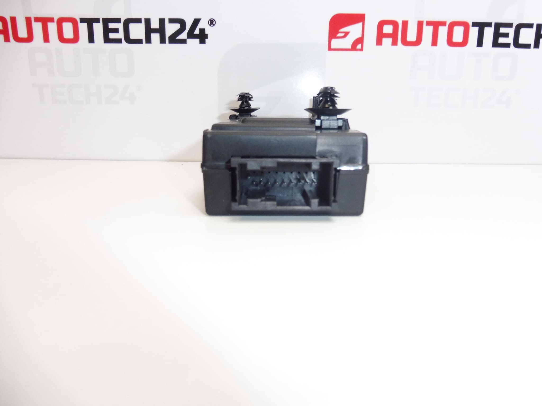 Centralina di monitoraggio della pressione degli pneumatici Citroën C4 Picasso 9665182080 5430P2 - immagine 2